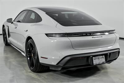 2022 Porsche Taycan 4S - Photo 10 - Joliet, IL 60435