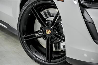 2022 Porsche Taycan 4S - Photo 4 - Joliet, IL 60435