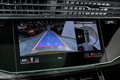 2022 Audi Q8 quattro Premium Plus 55 T   - Photo 33 - Joliet, IL 60435