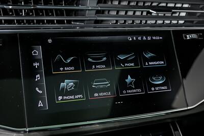 2022 Audi Q8 quattro Premium Plus 55 T   - Photo 34 - Joliet, IL 60435
