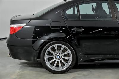 2006 BMW M5   - Photo 13 - Joliet, IL 60435