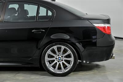 2006 BMW M5   - Photo 9 - Joliet, IL 60435