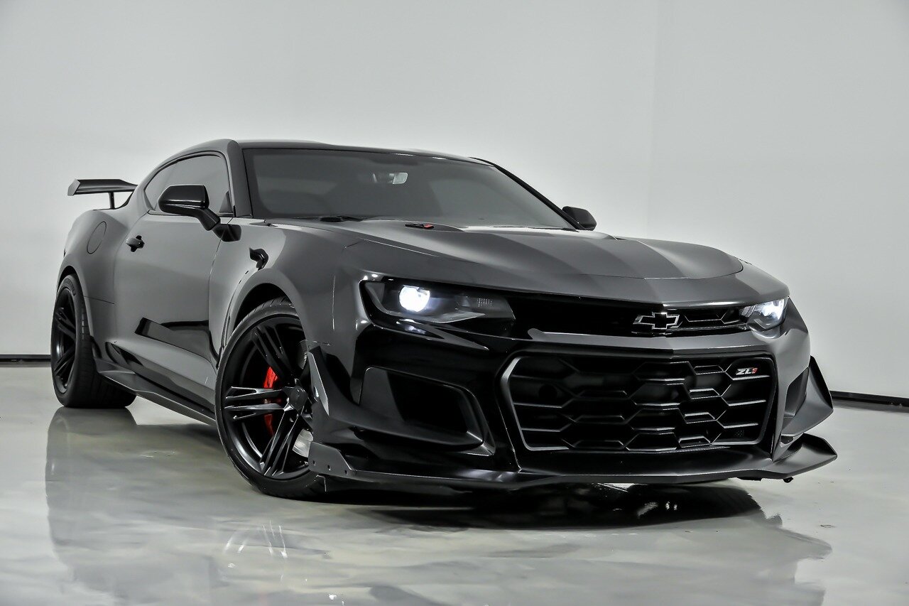 2022 Chevrolet Camaro ZL1's photo