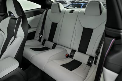 2022 BMW M4 Competition xDrive-CARBON CERAMICS   - Photo 26 - Joliet, IL 60435