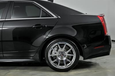 2012 Cadillac CTS-V -LOWEST MILES WORLDWIDE!   - Photo 9 - Joliet, IL 60435