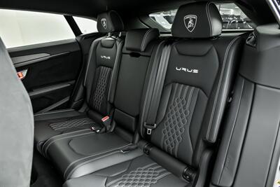2023 Lamborghini Urus Performante - Photo 30 - Joliet, IL 60435