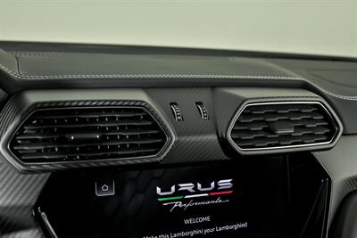 2023 Lamborghini Urus Performante - Photo 40 - Joliet, IL 60435