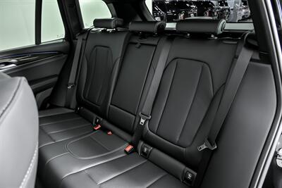 2022 BMW X3 xDrive30i   - Photo 24 - Joliet, IL 60435