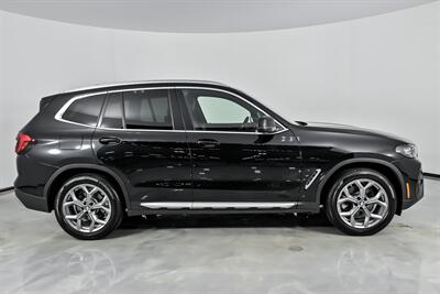 2022 BMW X3 xDrive30i   - Photo 14 - Joliet, IL 60435