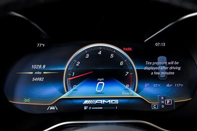 2021 Mercedes-Benz GLC AMG GLC 63   - Photo 27 - Joliet, IL 60435