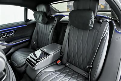 2025 Mercedes-Benz AMG S 63 E Performance   - Photo 24 - Joliet, IL 60435