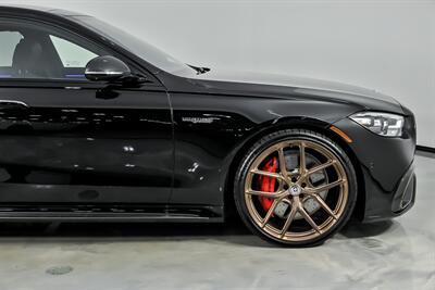 2025 Mercedes-Benz AMG S 63 E Performance   - Photo 13 - Joliet, IL 60435