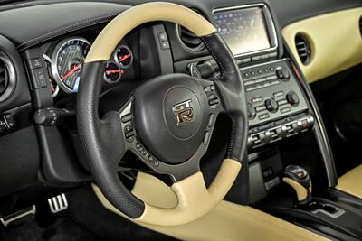 2015 Nissan GT-R Premium   - Photo 25 - Joliet, IL 60435