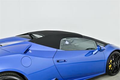 2020 Lamborghini Huracan EVO Spyder   - Photo 21 - Joliet, IL 60435
