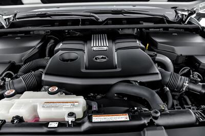 2025 Lexus LX 600 F SPORT Handling   - Photo 17 - Joliet, IL 60435