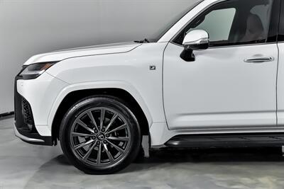 2025 Lexus LX 600 F SPORT Handling   - Photo 7 - Joliet, IL 60435