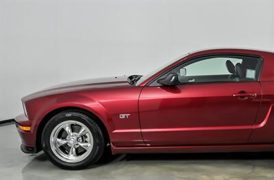 2007 Ford Mustang GT Premium   - Photo 6 - Joliet, IL 60435