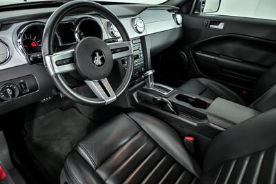 2007 Ford Mustang GT Premium   - Photo 19 - Joliet, IL 60435