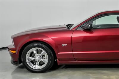 2007 Ford Mustang GT Premium   - Photo 7 - Joliet, IL 60435
