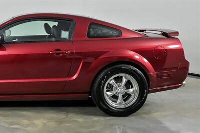 2007 Ford Mustang GT Premium   - Photo 8 - Joliet, IL 60435