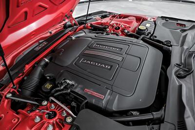 2015 Jaguar F-TYPE R   - Photo 17 - Joliet, IL 60435