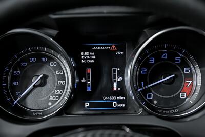 2015 Jaguar F-TYPE R   - Photo 25 - Joliet, IL 60435