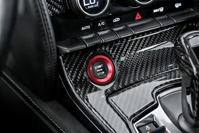 2015 Jaguar F-TYPE R   - Photo 34 - Joliet, IL 60435