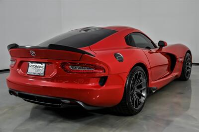 2015 Dodge Viper SRT   - Photo 12 - Joliet, IL 60435