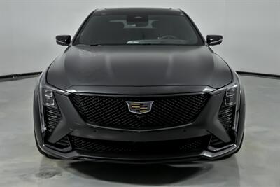 2025 Cadillac CT5-V   - Photo 3 - Joliet, IL 60435