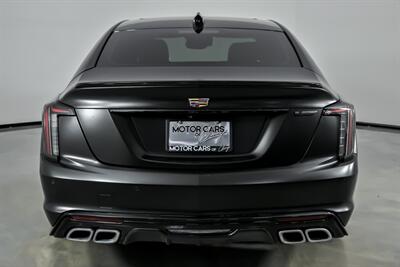 2025 Cadillac CT5-V   - Photo 7 - Joliet, IL 60435