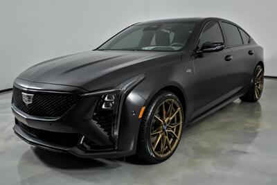 2025 Cadillac CT5-V   - Photo 4 - Joliet, IL 60435