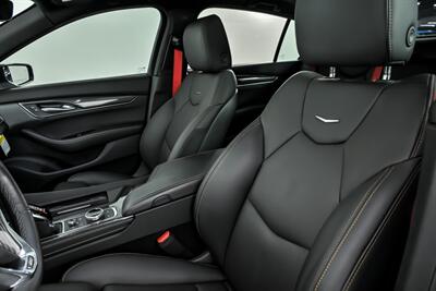 2025 Cadillac CT5-V   - Photo 17 - Joliet, IL 60435