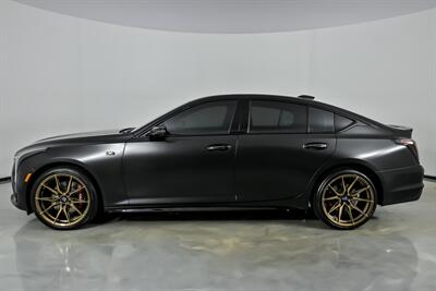 2025 Cadillac CT5-V   - Photo 5 - Joliet, IL 60435