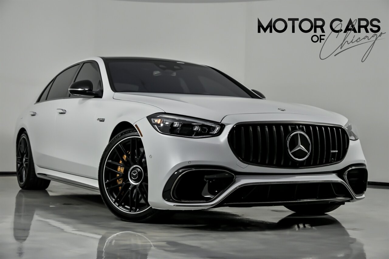 2024 Mercedes-Benz S-Class S 63 E-Performance's photo