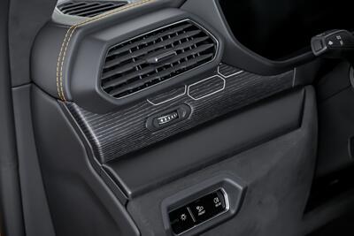 2021 Lamborghini Urus -MASSIVE $257K MSRP   - Photo 28 - Joliet, IL 60435