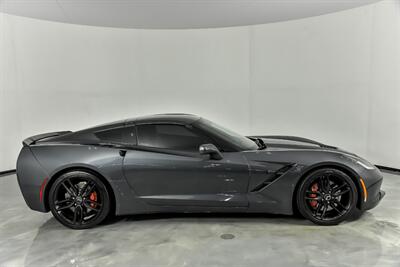 2014 Chevrolet Corvette Stingray Z51   - Photo 14 - Joliet, IL 60435