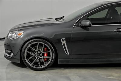 2017 Chevrolet SS   - Photo 7 - Joliet, IL 60435