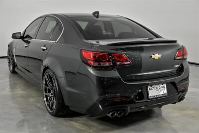 2017 Chevrolet SS   - Photo 10 - Joliet, IL 60435