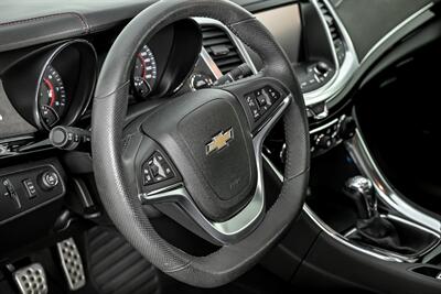 2017 Chevrolet SS   - Photo 26 - Joliet, IL 60435