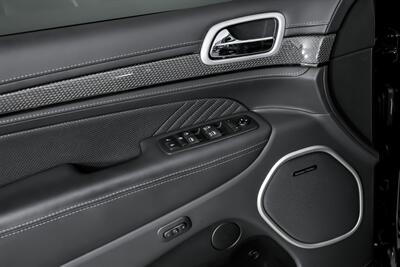 2021 Jeep Grand Cherokee Trackhawk   - Photo 18 - Joliet, IL 60435