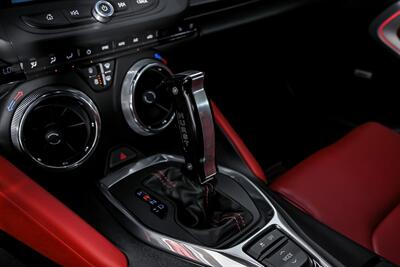2017 Chevrolet Camaro 2SS   - Photo 36 - Joliet, IL 60435