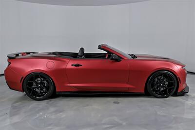 2017 Chevrolet Camaro 2SS   - Photo 14 - Joliet, IL 60435