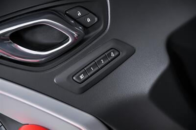 2017 Chevrolet Camaro 2SS   - Photo 22 - Joliet, IL 60435