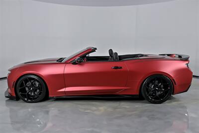 2017 Chevrolet Camaro 2SS   - Photo 8 - Joliet, IL 60435