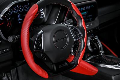 2017 Chevrolet Camaro 2SS   - Photo 24 - Joliet, IL 60435