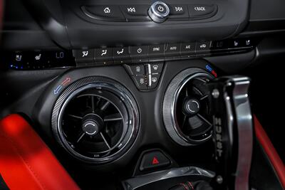2017 Chevrolet Camaro 2SS   - Photo 35 - Joliet, IL 60435