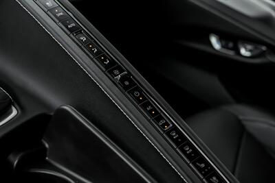 2020 Chevrolet Corvette Stingray   - Photo 38 - Joliet, IL 60435