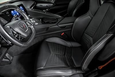 2020 Chevrolet Corvette Stingray   - Photo 24 - Joliet, IL 60435