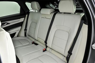 2025 Jaguar F-PACE P400 R-Dynamic S   - Photo 24 - Joliet, IL 60435