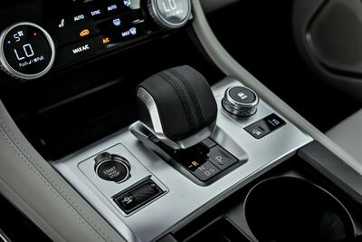 2025 Jaguar F-PACE P400 R-Dynamic S   - Photo 38 - Joliet, IL 60435